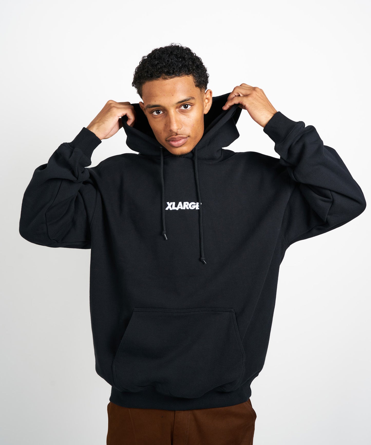 STANDARD LOGO PULLOVER HOODED SWEAT