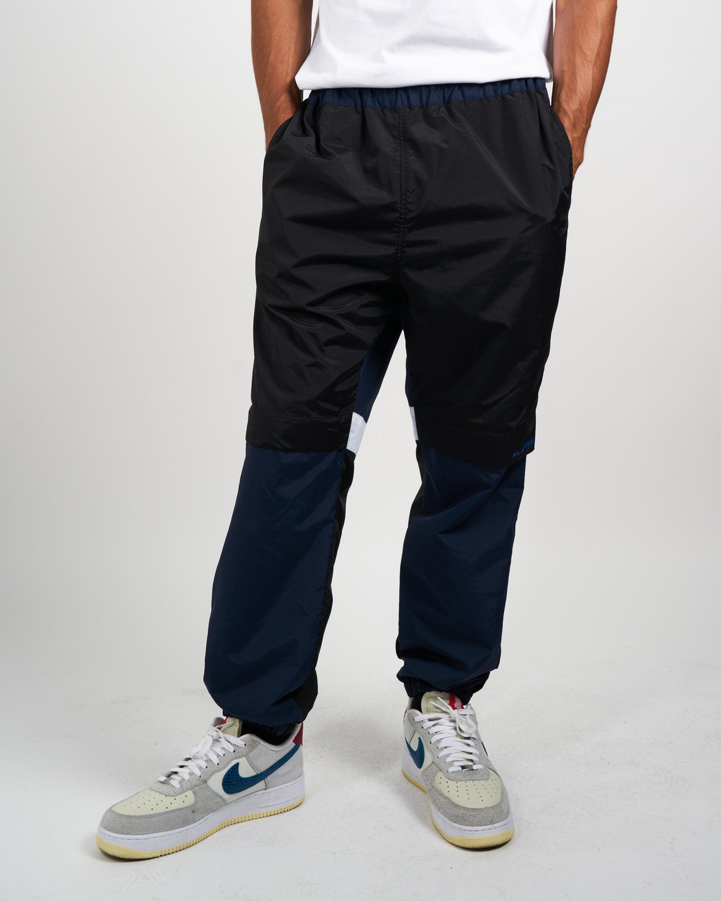 WARM UP NYLON PANTS