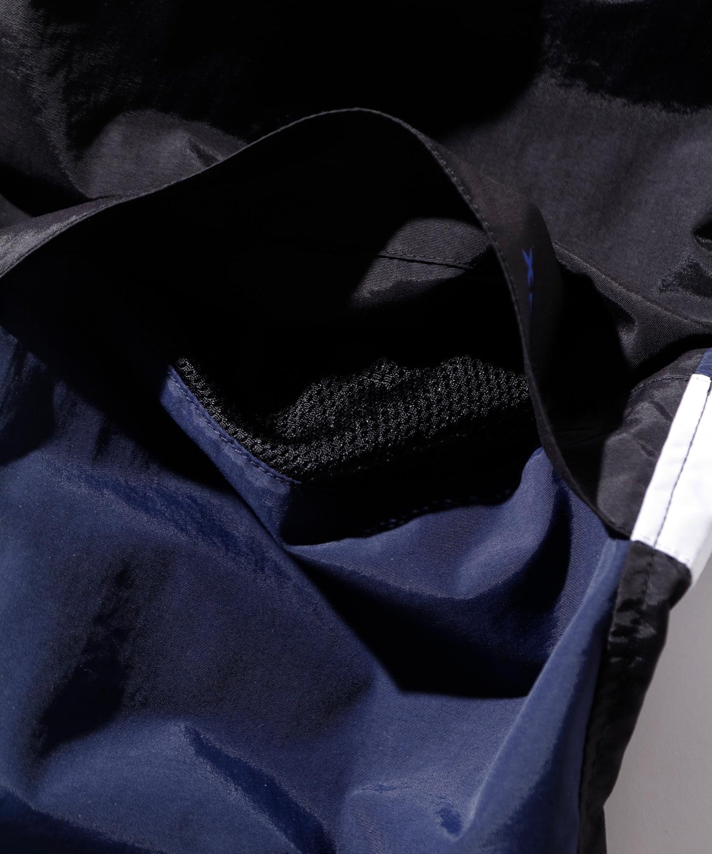 WARM UP NYLON PANTS