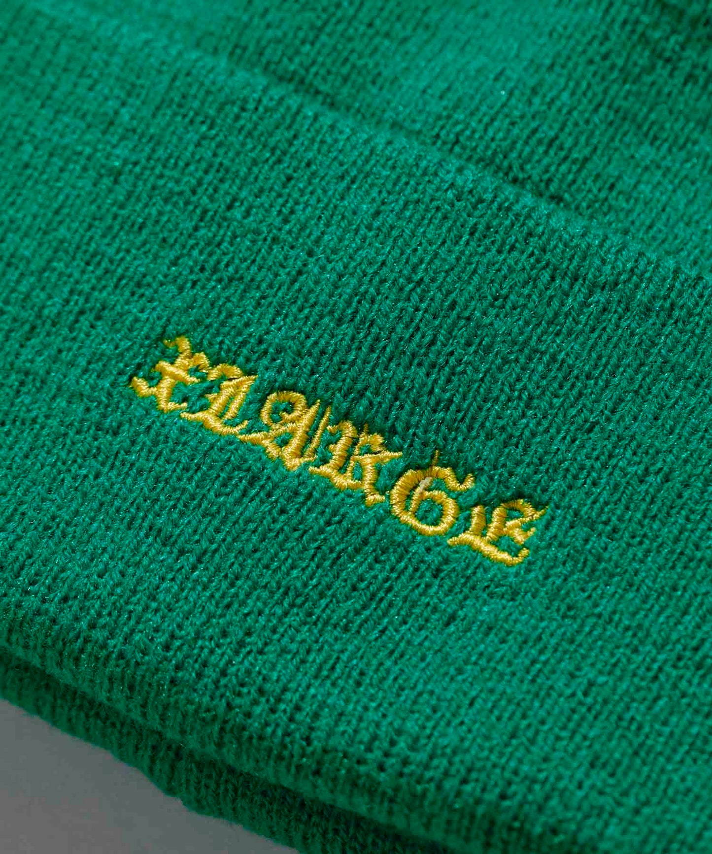 OLD ENGLISH BEANIE