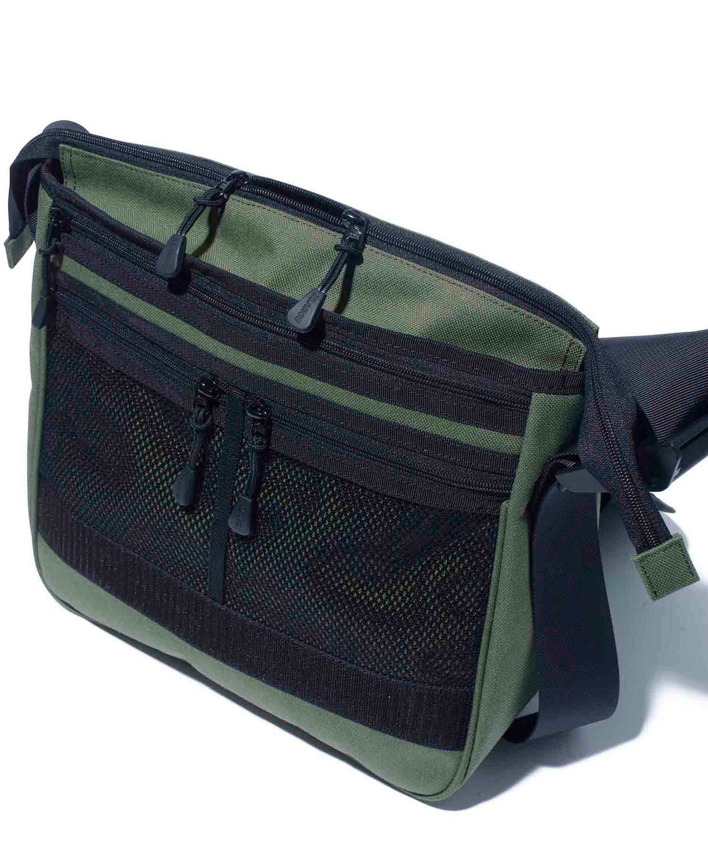 MULTI POCKET SHOULDER BAG