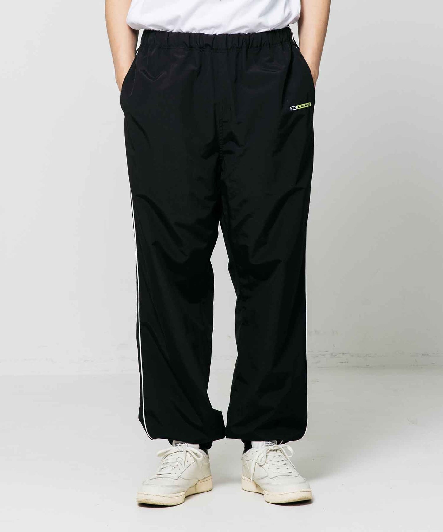 PIPING NYLON PANTS