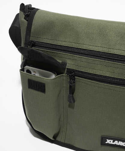 MULTI POCKET SHOULDER BAG