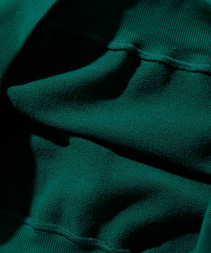 COLLEGE LOGO CREWNECK SWEAT