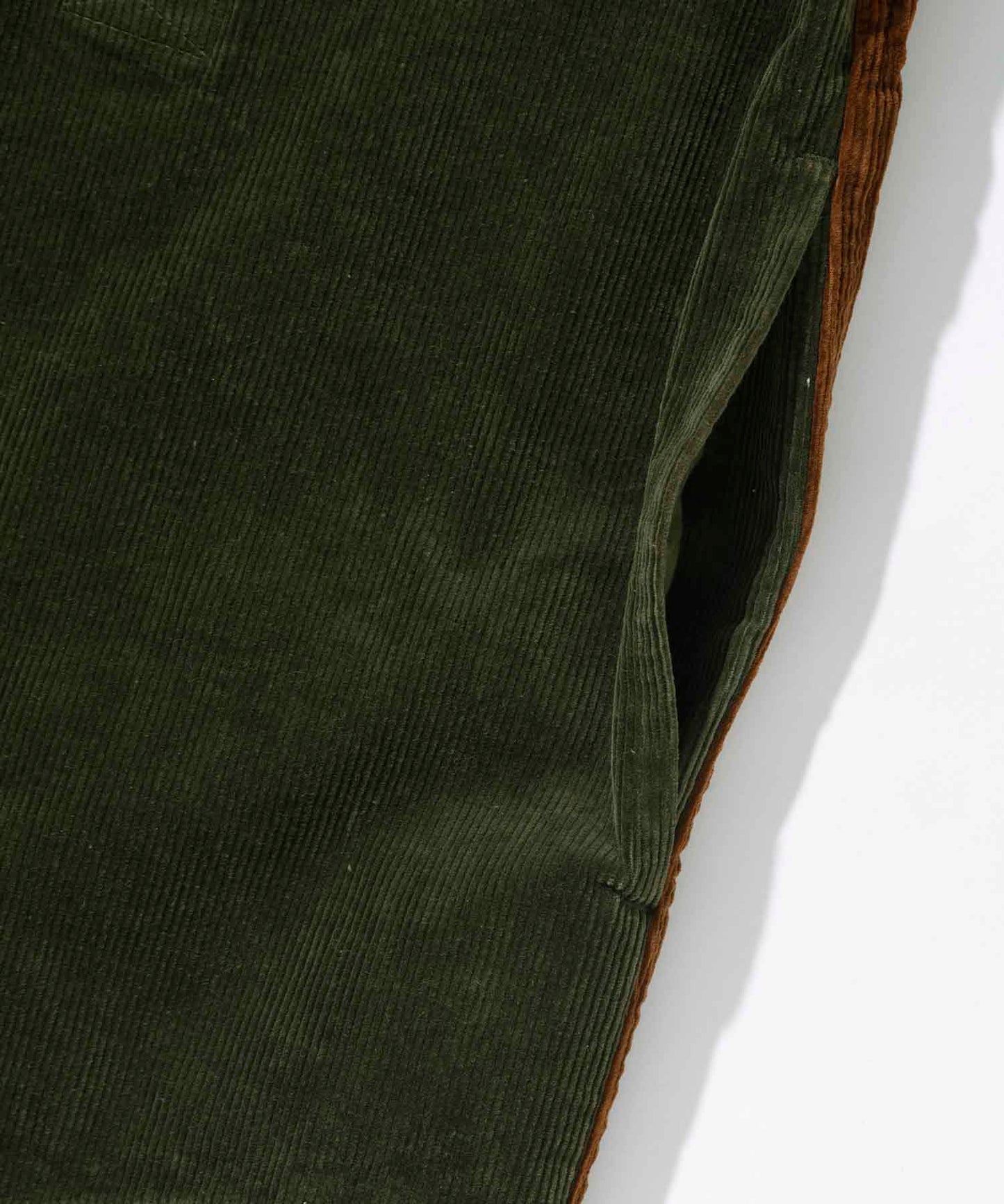 PANELED CORDUROY L/S SHIRT