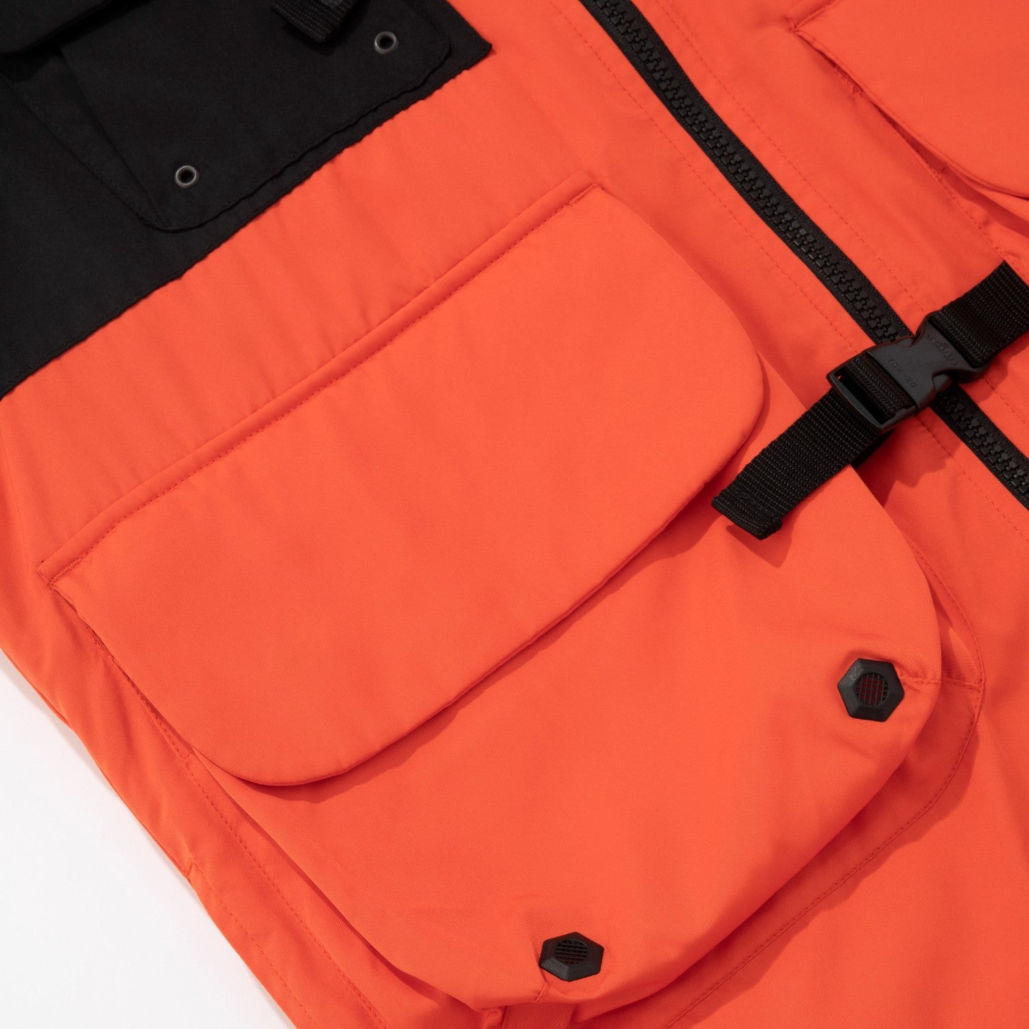 NYLON VEST OUTERWEAR XLARGE  